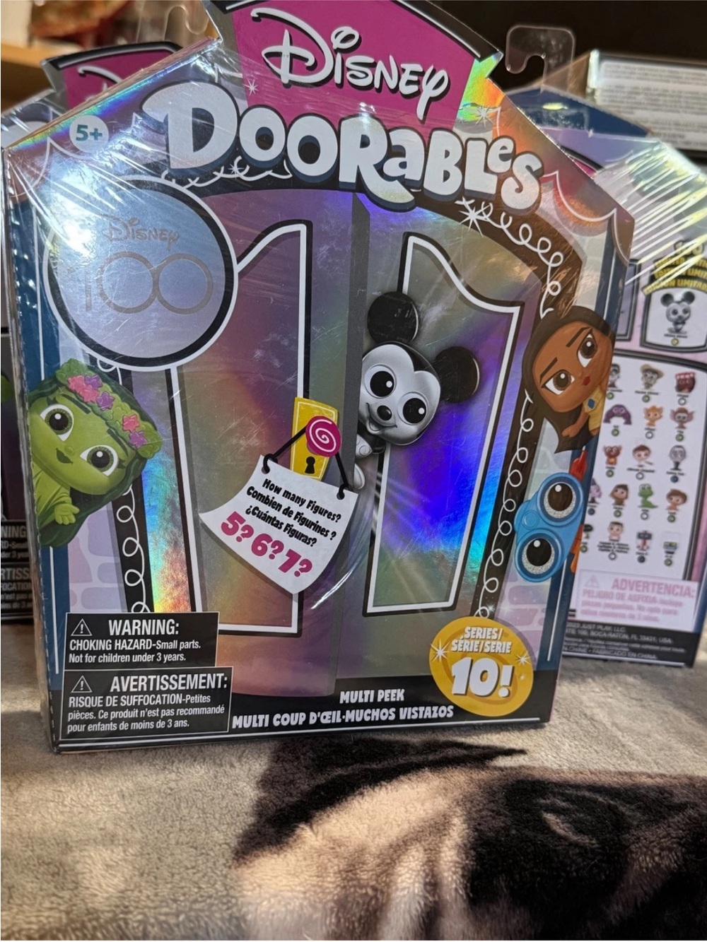 Disney Doorables Series 10 Multipeek box